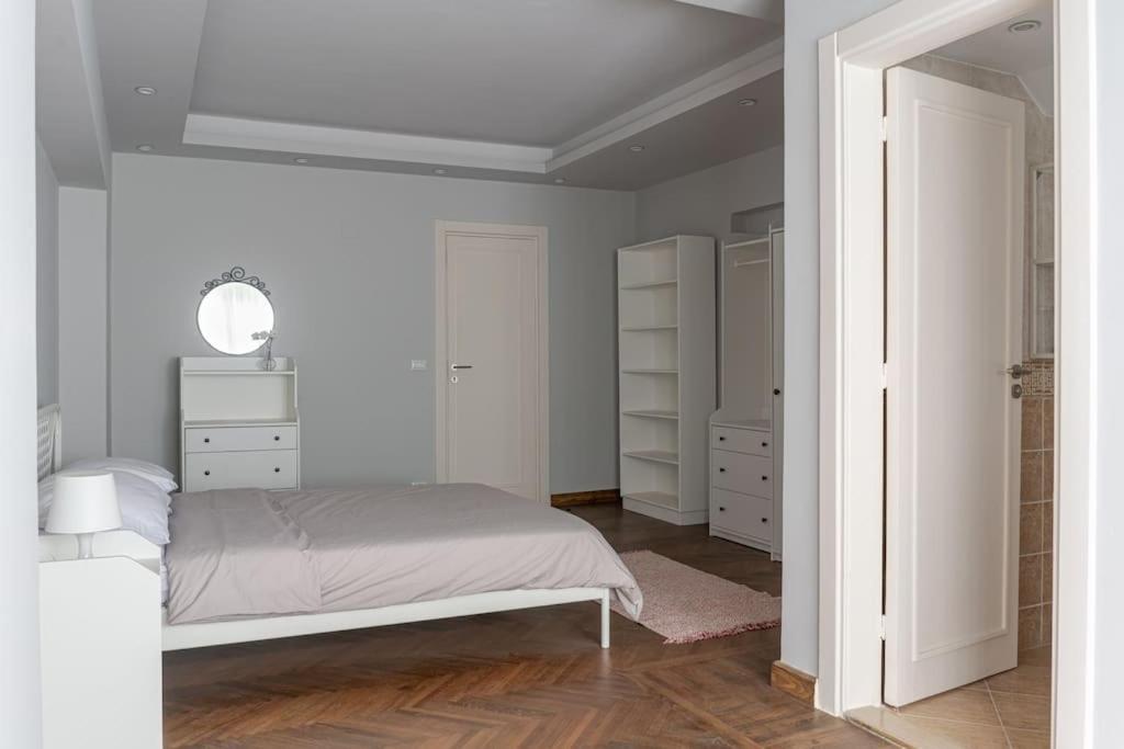 Ultra-modern 4br In Maadi Degla *