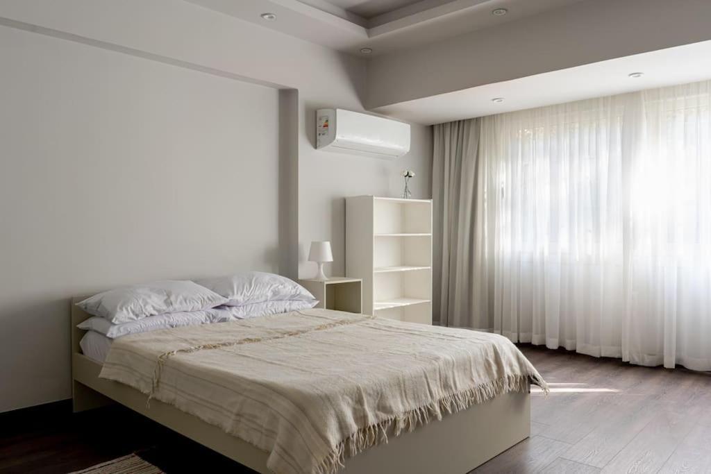 Ultra-modern 4br In Maadi Degla Apartment Cairo